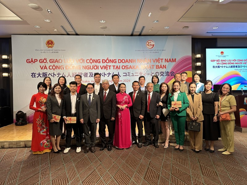 TP.HCM gặp gỡ, giao lưu với cộng đồng người Việt tại Osaka, Nhật Bản TP.HCM gặp gỡ, giao lưu với cộng đồng người Việt tại Osaka, Nhật Bản