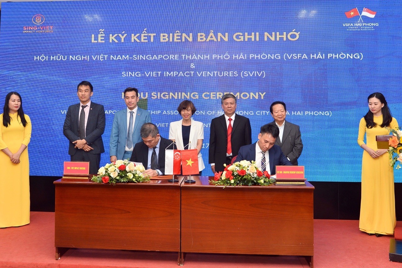 Promoting Cooperation Between Small, Medium Sized Enterprises in Singapore and Hai Phong City Promoting Cooperation Between Small, Medium Sized Enterprises in Singapore and Hai Phong City