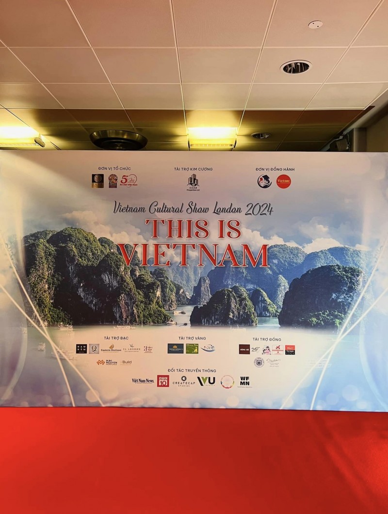 Hơn 100 nghệ sĩ biểu diễn tại “Vietnam Cultural Show London 2024” Hơn 100 nghệ sĩ biểu diễn tại “Vietnam Cultural Show London 2024”