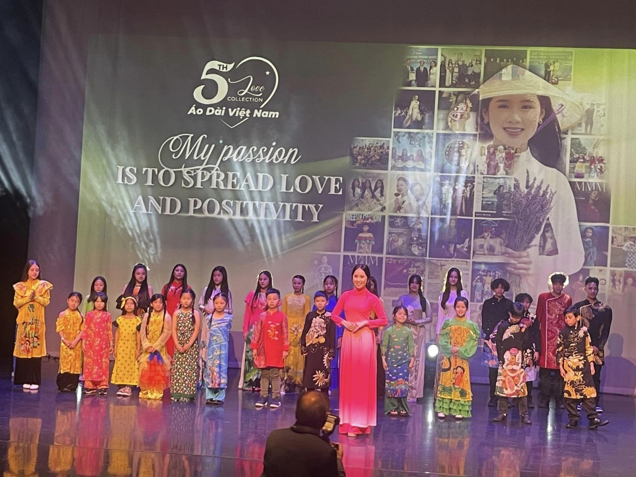2024 Vietnam Cultural Show London Gathers 100 Artists 2024 Vietnam Cultural Show London Gathers Over 100 Artists