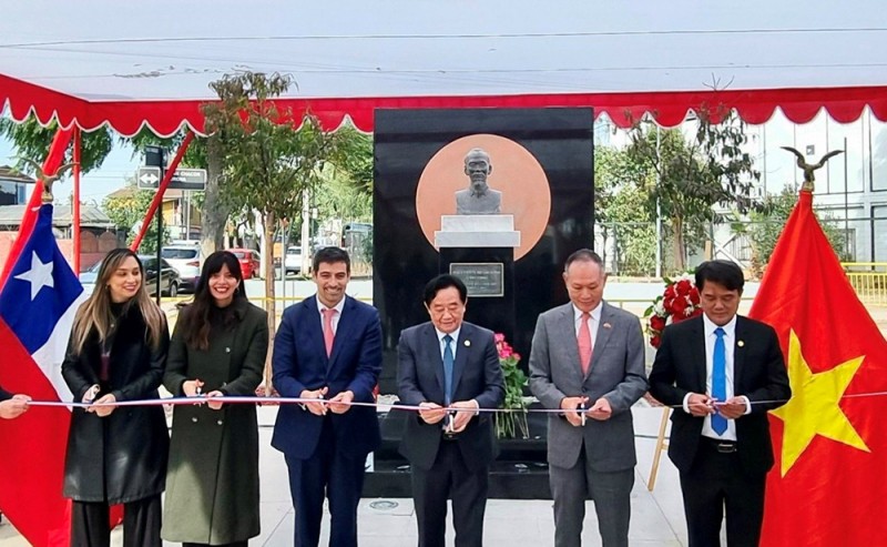 Công viên Hồ Chí Minh tại quận Cerro Navia - Nhịp cầu hữu nghị nối liền Việt Nam với Chile Công viên Hồ Chí Minh tại quận Cerro Navia - Nhịp cầu hữu nghị nối liền Việt Nam với Chile