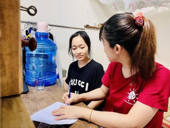 Zhi Shan Foundation Provides Mental Care for Sponsoring Students
