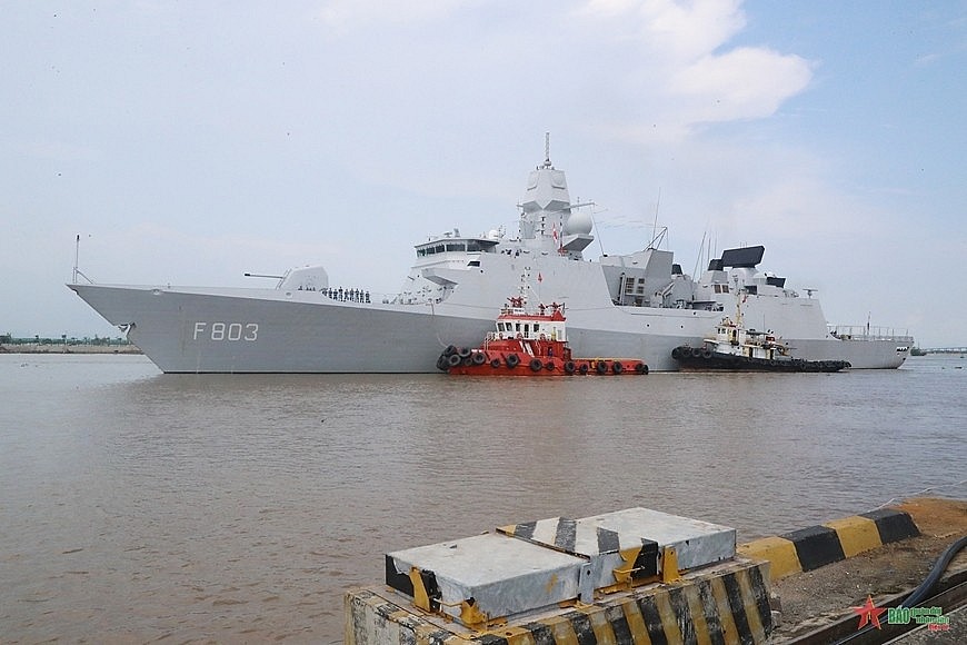 HNLMS Tromp (F803) of the Royal Netherlands Navy calls at Chua Ve port of Hai Phong city, beginning a goodwill visit to Vietnam. (Photo: PANO) HNLMS Tromp (F803) of the Royal Netherlands Navy calls at Chua Ve port of Hai Phong city, beginning a goodwill visit to Vietnam. (Photo: PANO)