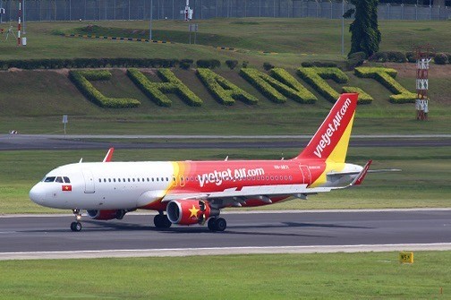 Mừng kỷ niệm “chuyến bay nụ cười” đến Singapore, Vietjet tặng 10.000 vé bay chỉ từ 0 đồng Mừng kỷ niệm “chuyến bay nụ cười” đến Singapore, Vietjet tặng 10.000 vé bay chỉ từ 0 đồng