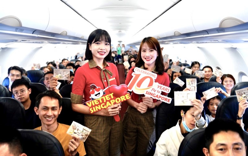 Mừng kỷ niệm “chuyến bay nụ cười” đến Singapore, Vietjet tặng 10.000 vé bay chỉ từ 0 đồng Mừng kỷ niệm “chuyến bay nụ cười” đến Singapore, Vietjet tặng 10.000 vé bay chỉ từ 0 đồng