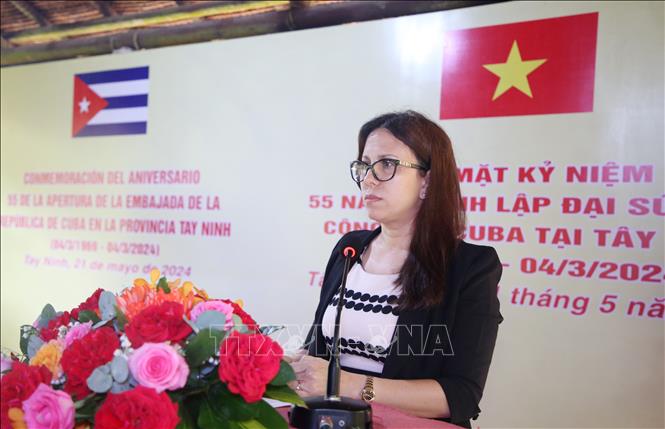 Dấu ấn tình đoàn kết 2 dân tộc Việt Nam - Cuba trên mảnh đất Tây Ninh Chú thích ảnh