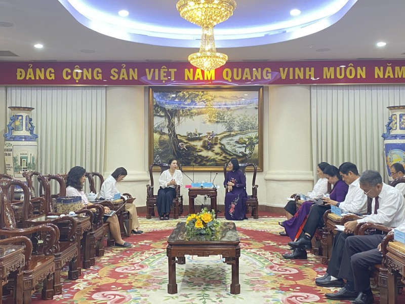 Nghiên cứu thành lập các hội liên lạc, hội thân nhân với NVNONN có quê gốc ở Đồng Nai Nghiên cứu thành lập các hội liên lạc, hội thân nhân với NVNONN có quê gốc ở Đồng Nai