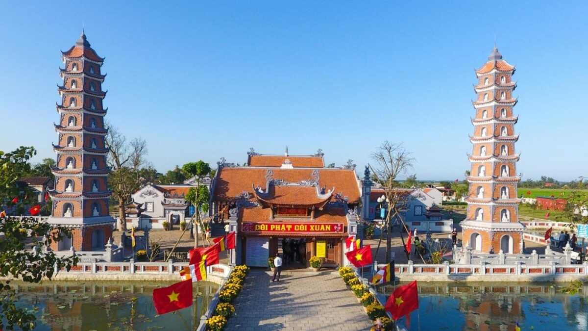 Exploring The Spirit Tourism Sites In Quang Binh Explore The Spiritual Tourism Sites In Quang Binh