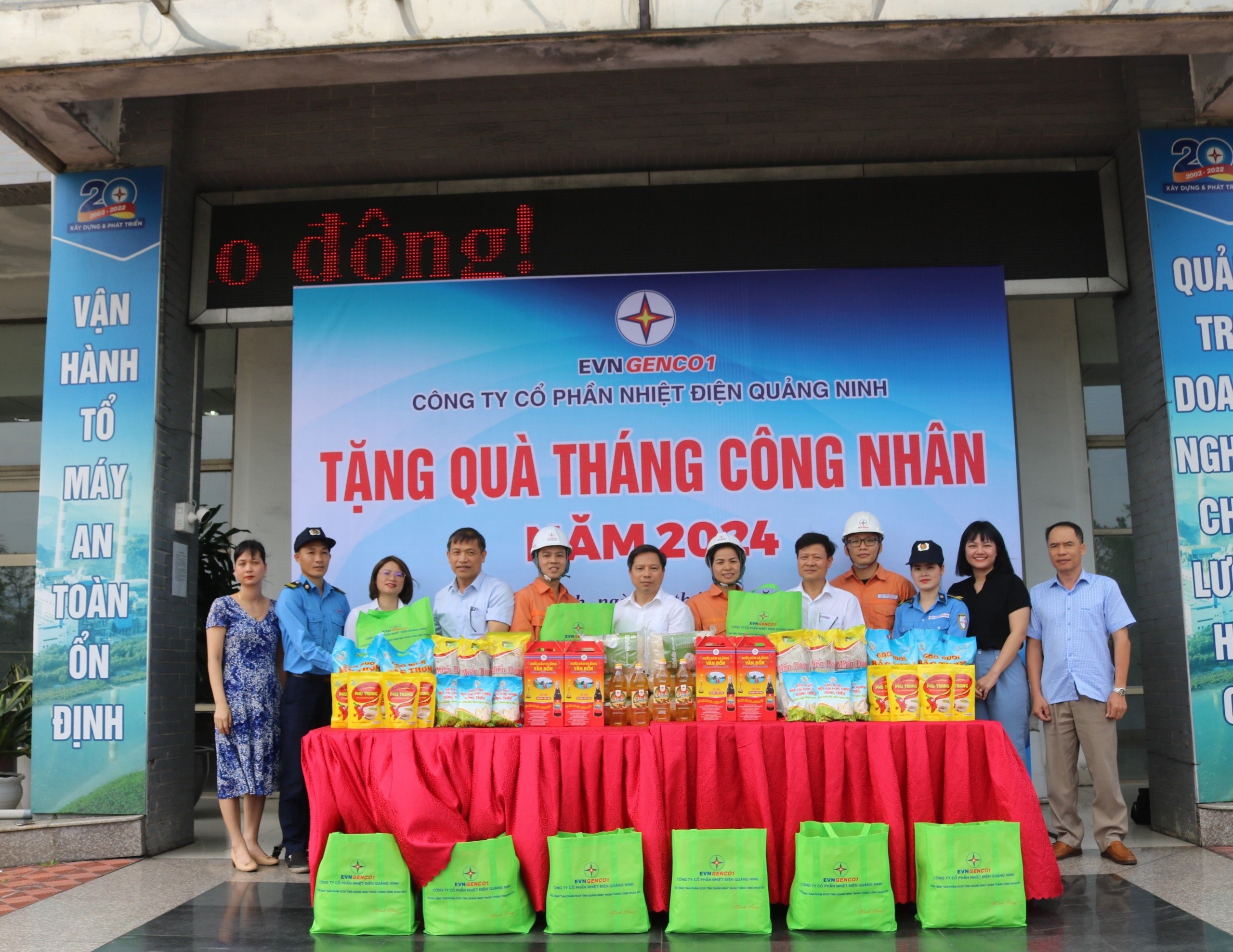 EVNGENCO1: Nhiều hoạt động hướng về người lao động trong Tháng Công nhân năm 2024 EVNGENCO1: Nhiều hoạt động hướng về người lao động trong Tháng Công nhân năm 2024
