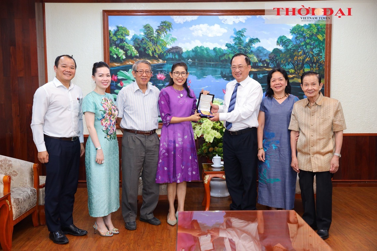 Viet - Thai Article Viet - Thai Article