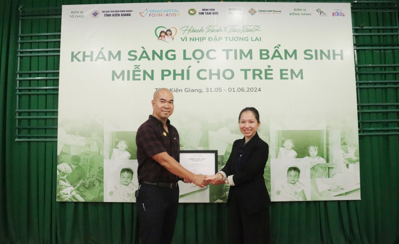 Tổ chức VCF triển khai dự án “Vì nhịp đập tương lai” tại Kiên Giang Tổ chức VCF triển khai dự án “Vì nhịp đập tương lai” tại Kiên Giang