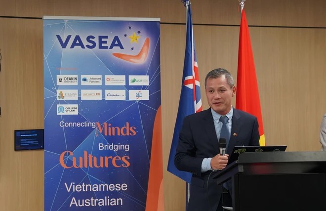 ổng Lãnh sự Việt Nam phụ trách bang New South Wales, bang Nam Australia và bang Queensland Nguyễn Đăng Thắng phát biểu tại Đại hội. (Ảnh: Thanh Tú/TTXVN) ổng Lãnh sự Việt Nam phụ trách bang New South Wales, bang Nam Australia và bang Queensland Nguyễn Đăng Thắng phát biểu tại Đại hội. (Ảnh: Thanh Tú/TTXVN)