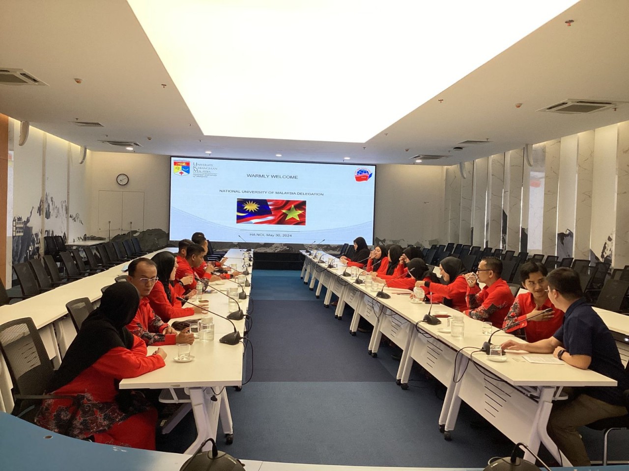 Malaysian Students Want to Learn about Vietnam’s Bamboo Diplomacy