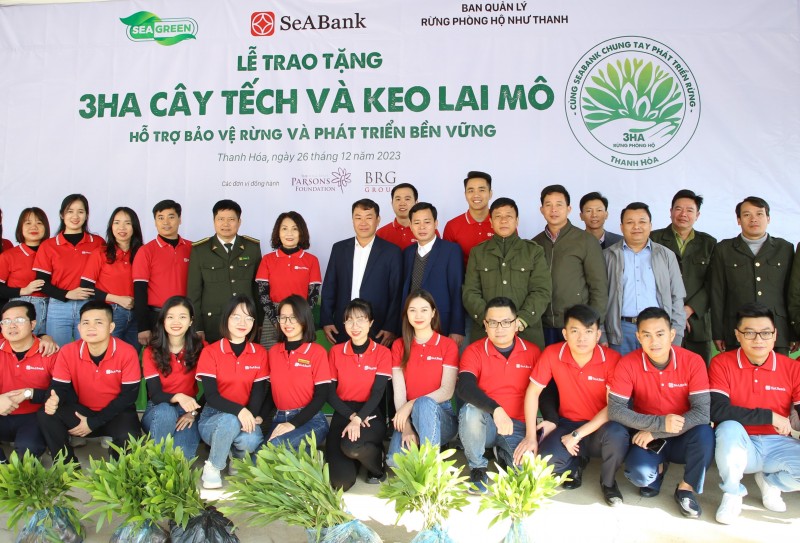 Tháng 12/2023, SeABank trao tặng 3ha cây tếch và keo lai mô nhằm hỗ trợ bảo vệ rừng và phát triển bền vững tại tỉnh Thanh Hóa. Tháng 12/2023, SeABank trao tặng 3ha cây tếch và keo lai mô nhằm hỗ trợ bảo vệ rừng và phát triển bền vững tại tỉnh Thanh Hóa.