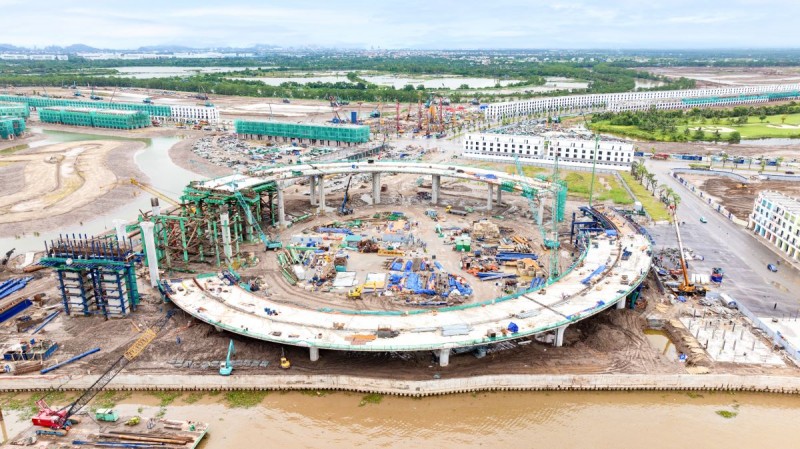 Cầu Hoàng Gia hoàn thành giúp bất động sản Vinhomes Royal Island “cất cánh” Cầu Hoàng Gia hoàn thành giúp bất động sản Vinhomes Royal Island “cất cánh”