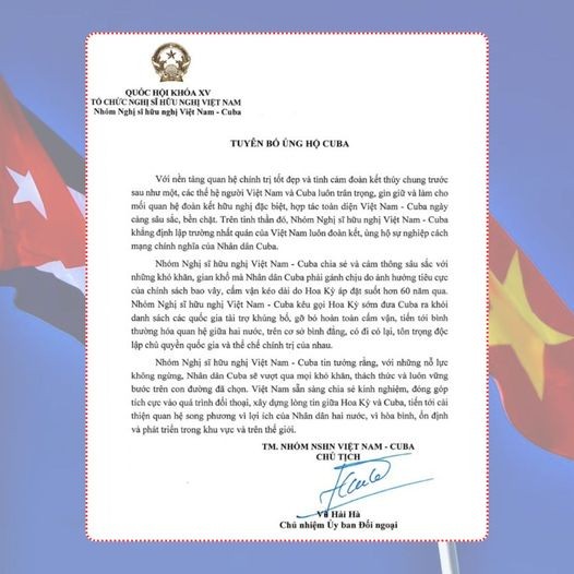 Tuyên bố ủng hộ Cuba của Nhóm Nghị sĩ hữu nghị Việt Nam - Cuba. (Ảnh: Đại sứ quán Cuba tại Việt Nam) Tuyên bố ủng hộ Cuba của Nhóm Nghị sĩ hữu nghị Việt Nam - Cuba. (Ảnh: Đại sứ quán Cuba tại Việt Nam)