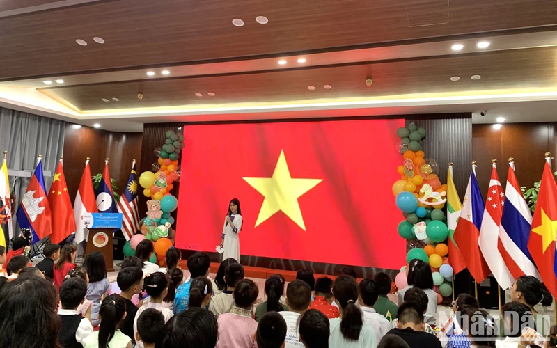 Giao lưu thiếu nhi ASEAN-Trung Quốc tại Bắc Kinh