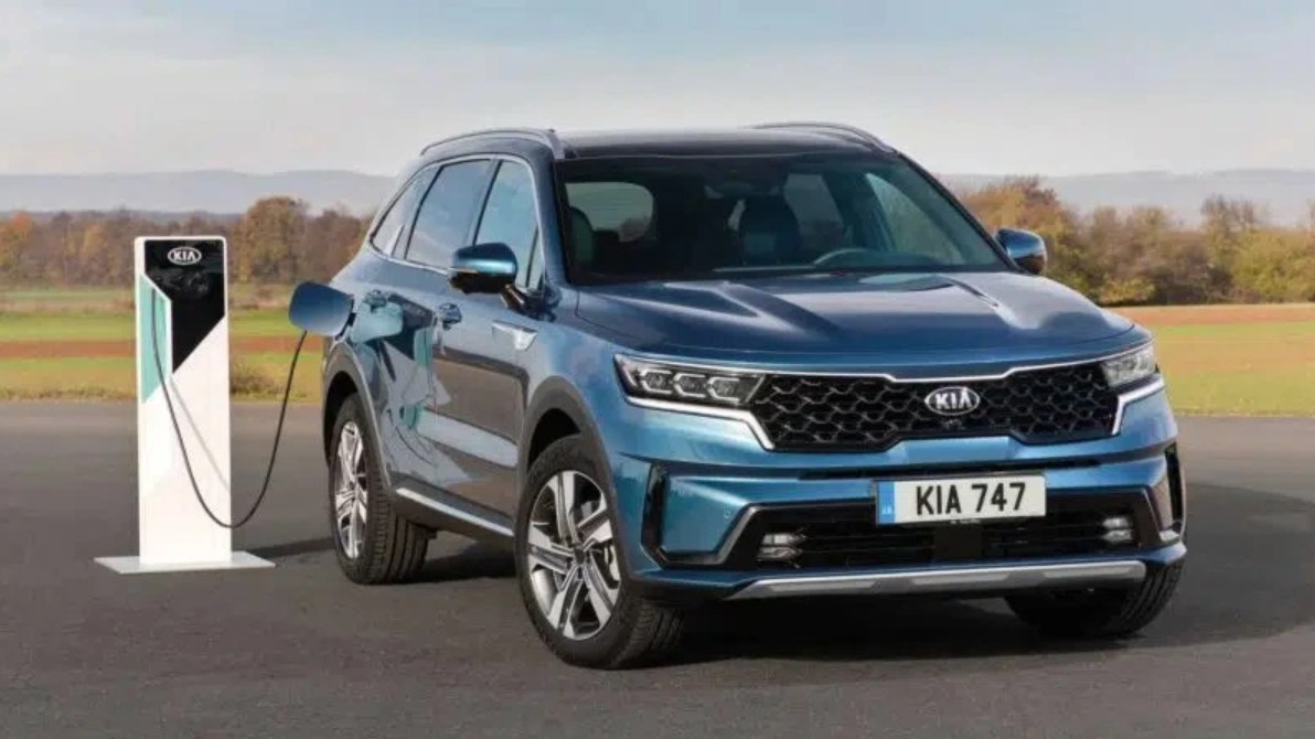 Thaco Auto đang lắp ráp xe xăng lai điện Kia Sorento PHEV và HEV. Thaco Auto đang lắp ráp xe xăng lai điện Kia Sorento PHEV và HEV.