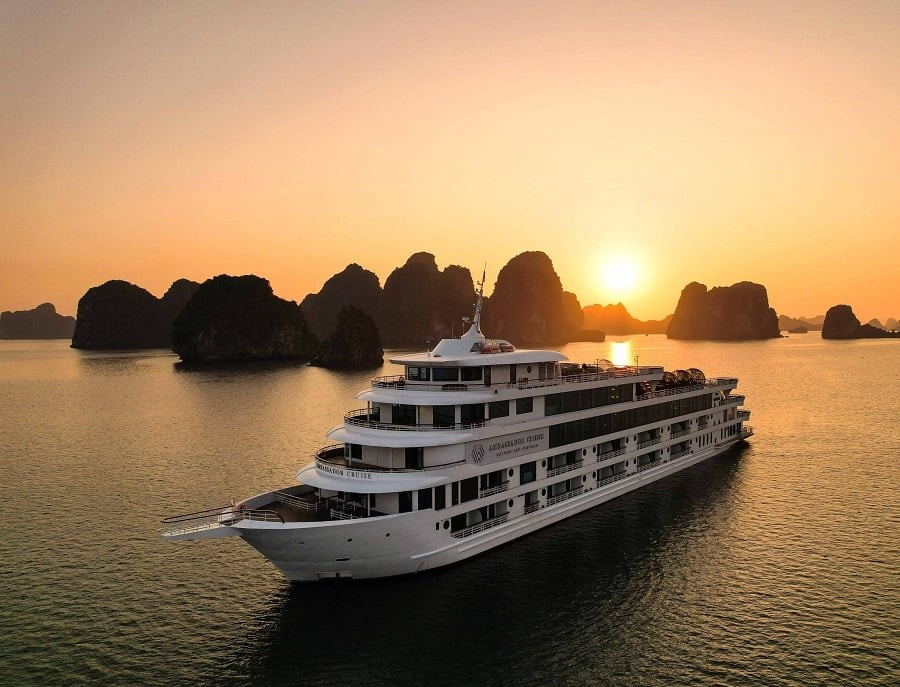 A luxury cruise Ha Long Bay, Vietnam allows you to discover various enchanting islands (Source: Collected) A luxury cruise Ha Long Bay, Vietnam allows you to discover various enchanting islands (Source: Collected)