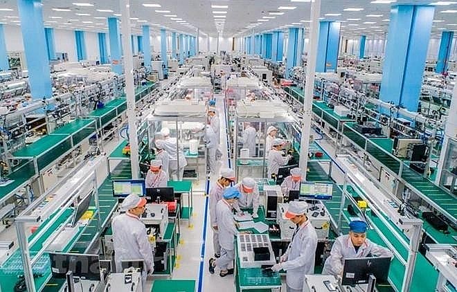 Inside a foreign direct investment garment and textile firm (Photo: VNA) Inside a foreign direct investment garment and textile firm (Photo: VNA)