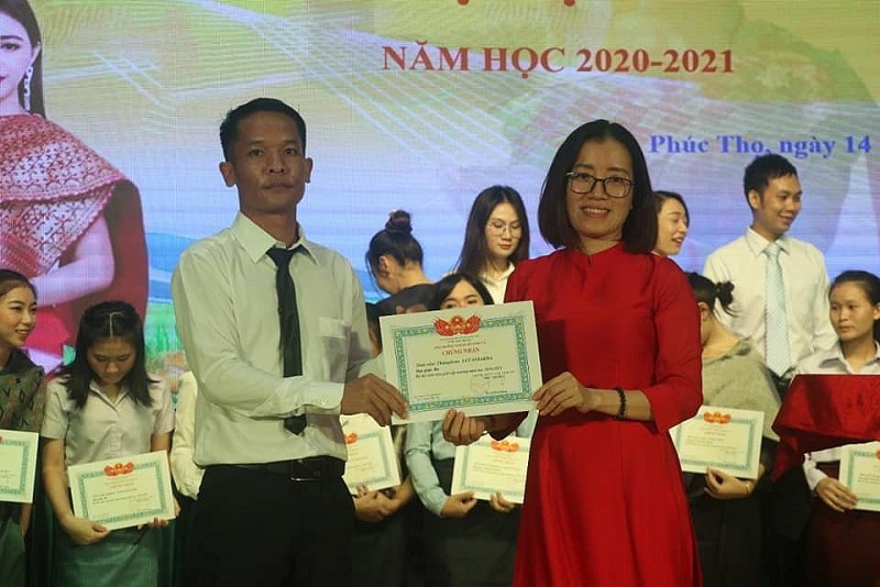 Sinh viên Lào: mong muốn đưa kiến thức báo chí học ở Việt Nam về ứng dụng tại Lào Sinh viên Lào: mong muốn đưa kiến thức báo chí học ở Việt Nam về ứng dụng tại Lào