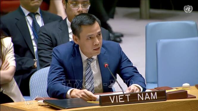 Việt Nam ủng hộ vai trò của HĐBA LHQ trong giải quyết các thách thức an ninh mạng toàn cầu Việt Nam ủng hộ vai trò của HĐBA LHQ trong giải quyết các thách thức an ninh mạng toàn cầu