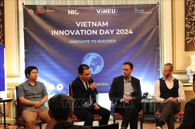 The Overseas Vietnamese Intellectual Community Connects To Promote National Development Overseas Vietnamese Intellectual Community Connects To Promote National Development