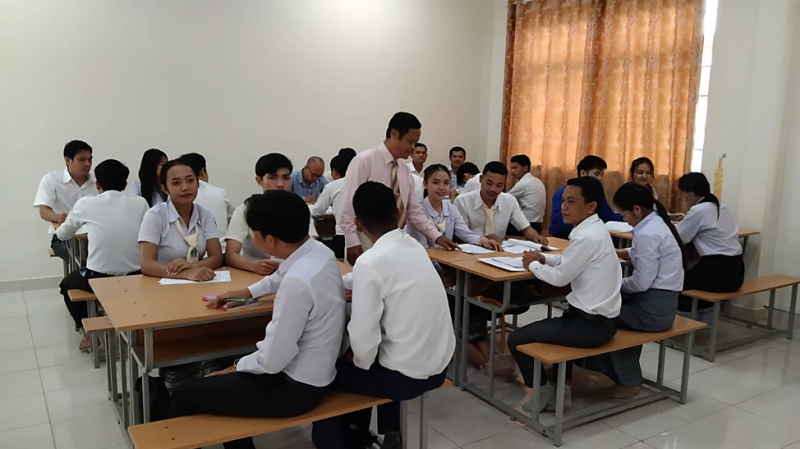 Tuyển chọn giáo viên, giảng viên Việt Nam đi dạy tiếng Việt tại Lào Tuyển chọn giáo viên, giảng viên Việt Nam đi dạy tiếng Việt tại Lào