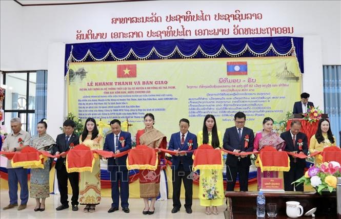 Việt Nam bàn giao công trình thủy lợi cho tỉnh Xaysomboun của Lào Chú thích ảnh