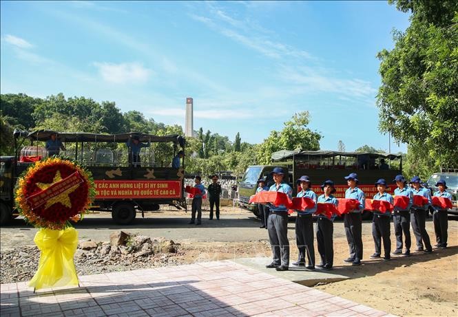 Tây Ninh đón nhận 172 hài cốt liệt sĩ từ Campuchia về nước Tây Ninh đón nhận 172 hài cốt liệt sĩ từ Campuchia về nước