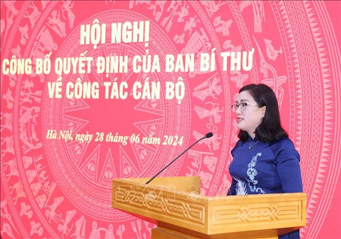 Vụ trưởng Vụ Tuyên truyền Đinh Thị Mai giữ chức Phó Trưởng ban Tuyên giáo Trung ương Vụ trưởng Vụ Tuyên truyền Đinh Thị Mai giữ chức Phó Trưởng ban Tuyên giáo Trung ương