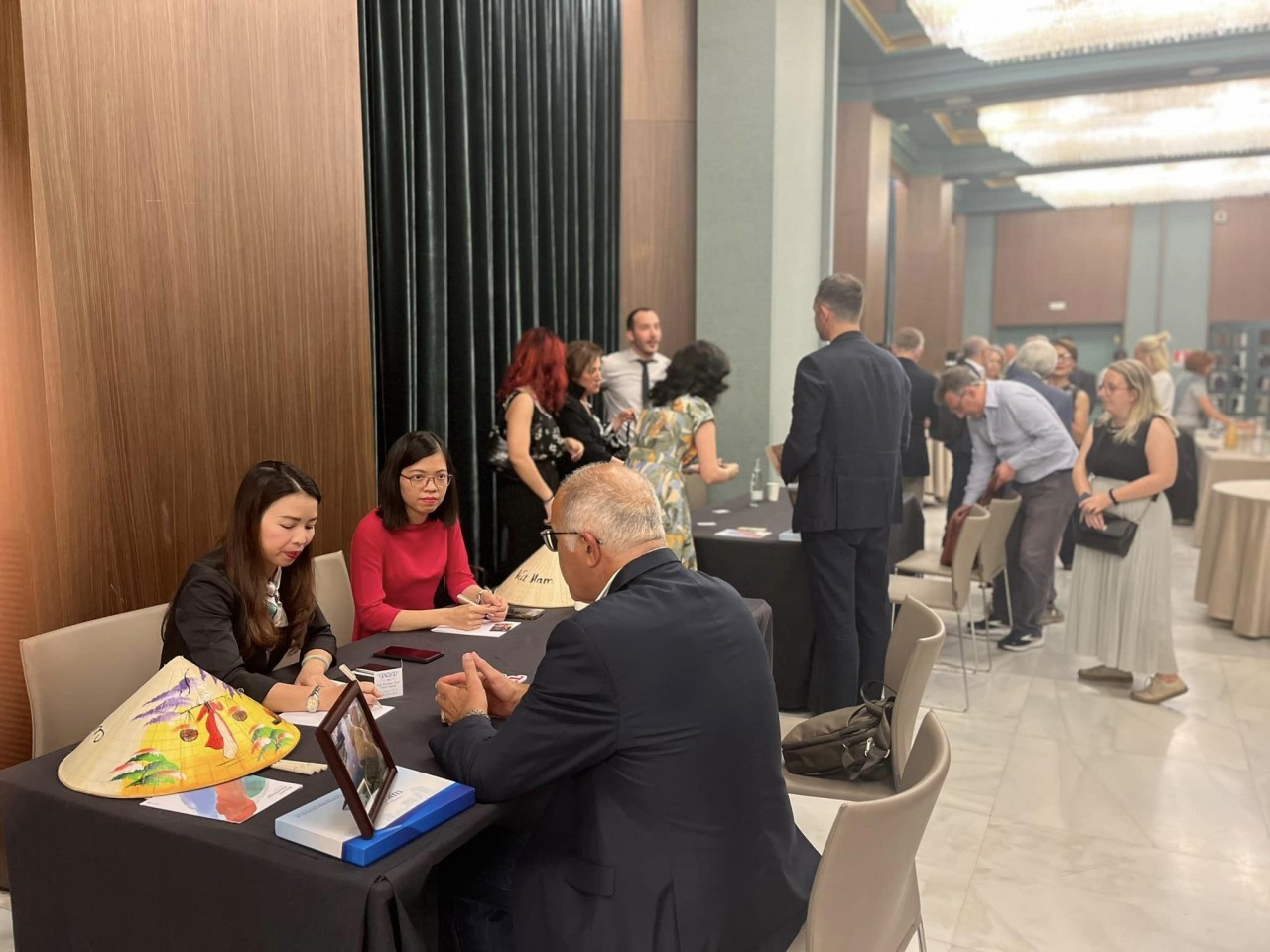 Italian Official: Vietnamese Tourism - A "Rising Star" in Italy Italian Official: Vietnamese Tourism - A "Rising Star" in Italy