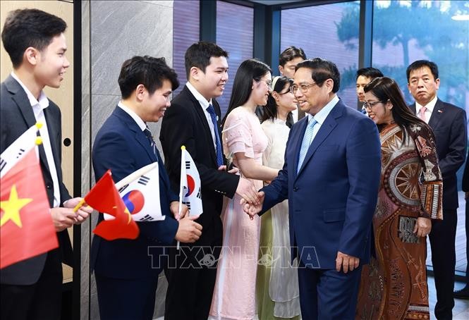 Thủ tướng Phạm Minh Chính: Những gì có lợi cho kiều bào, đất nước và quan hệ Việt Nam – Hàn Quốc thì hết sức làm Thủ tướng Phạm Minh Chính: Những gì có lợi cho kiều bào, đất nước và quan hệ Việt Nam – Hàn Quốc thì hết sức làm