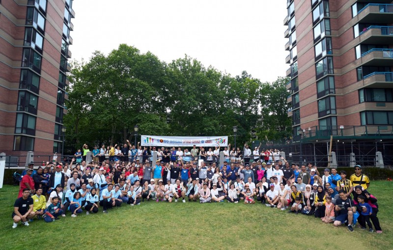 Gần 300 người tham gia giải chạy ASEAN Fun Run tại New York Gần 300 người tham gia giải chạy ASEAN Fun Run tại New York