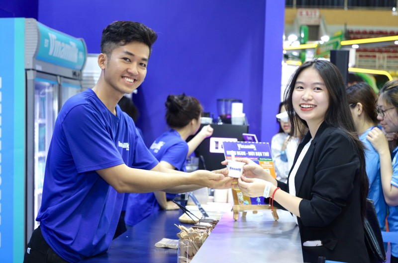 Thương hiệu quán quân “được chọn mua nhiều nhất” ngành sữa 2024: Gọi tên ai? Thương hiệu quán quân “được chọn mua nhiều nhất” ngành sữa 2024: Gọi tên ai?