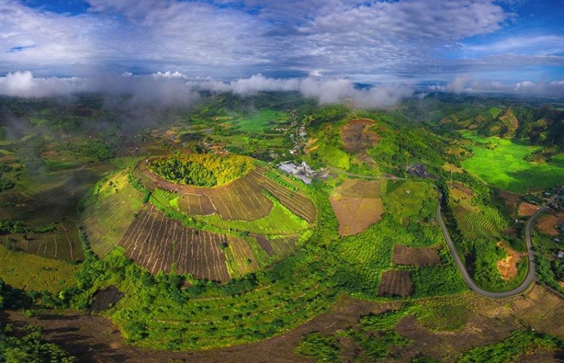 Công nhận danh hiệu “Công viên địa chất toàn cầu UNESCO Đắk Nông” giai đoạn phát triển mới 2024 - 2027 Công nhận danh hiệu “Công viên địa chất toàn cầu UNESCO Đắk Nông” giai đoạn phát triển mới 2024 - 2027