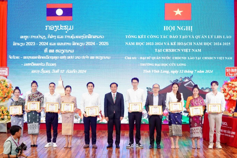 Công tác đào tạo nguồn nhân lực cho nước bạn Lào có nhiều chuyển biến tích cực Công tác đào tạo nguồn nhân lực cho nước bạn Lào có nhiều chuyển biến tích cực