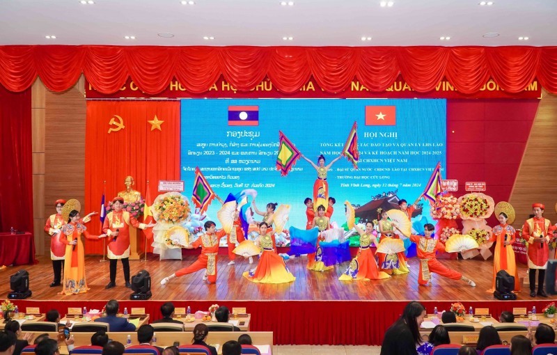 Công tác đào tạo nguồn nhân lực cho nước bạn Lào có nhiều chuyển biến tích cực Công tác đào tạo nguồn nhân lực cho nước bạn Lào có nhiều chuyển biến tích cực