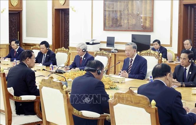 Chủ tịch nước Tô Lâm hội đàm cùng Chủ tịch Đảng CPP, Chủ tịch Thượng viện Hun Sen Chủ tịch nước Tô Lâm hội đàm cùng Chủ tịch Đảng CPP, Chủ tịch Thượng viện Hun Sen