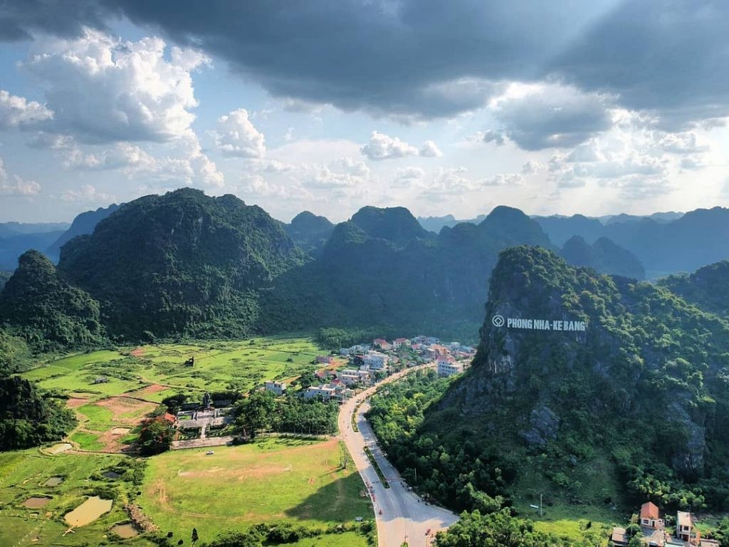 Lonely Planet: 10 Destinations That Should Not Be Missed In North Central Of Vietnam Lonely Planet: 10 Destinations That Should Not Be Missed In North Central Of Vietnam