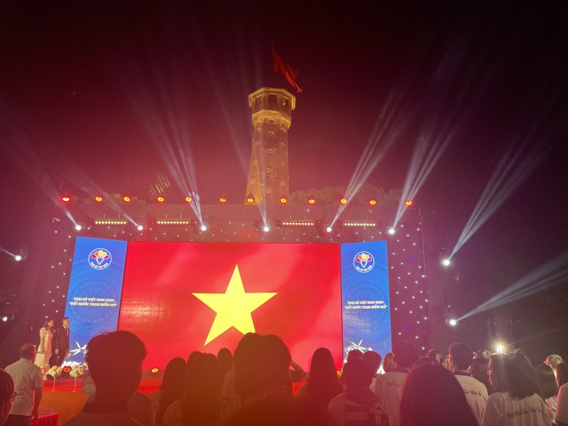 120 thanh niên, sinh viên kiều bào trải nghiệm văn hóa và tìm hiểu chủ quyền biển đảo Việt Nam 120 thanh niên, sinh viên kiều bào trải nghiệm văn hóa và tìm hiểu chủ quyền biển đảo Việt Nam