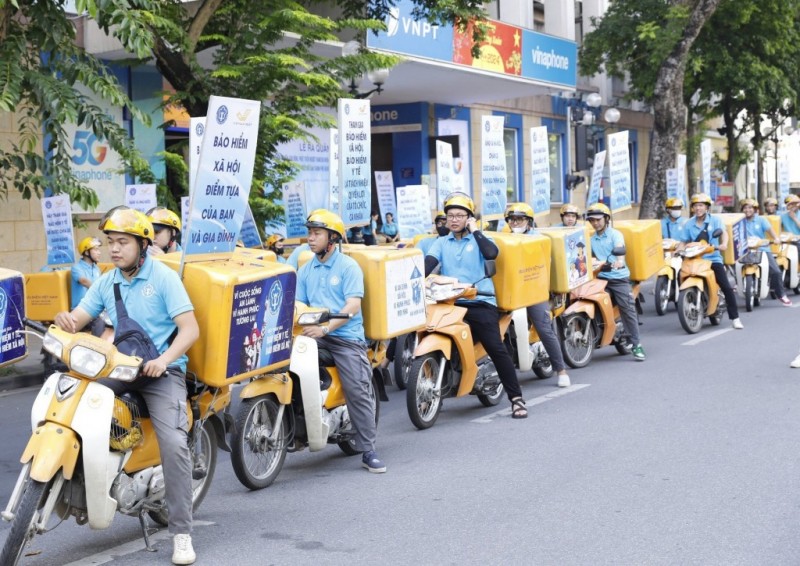 Hà Nội: Ra quân tuyên truyền, vận động tham gia BHXH tự nguyện, BHYT hộ gia đình