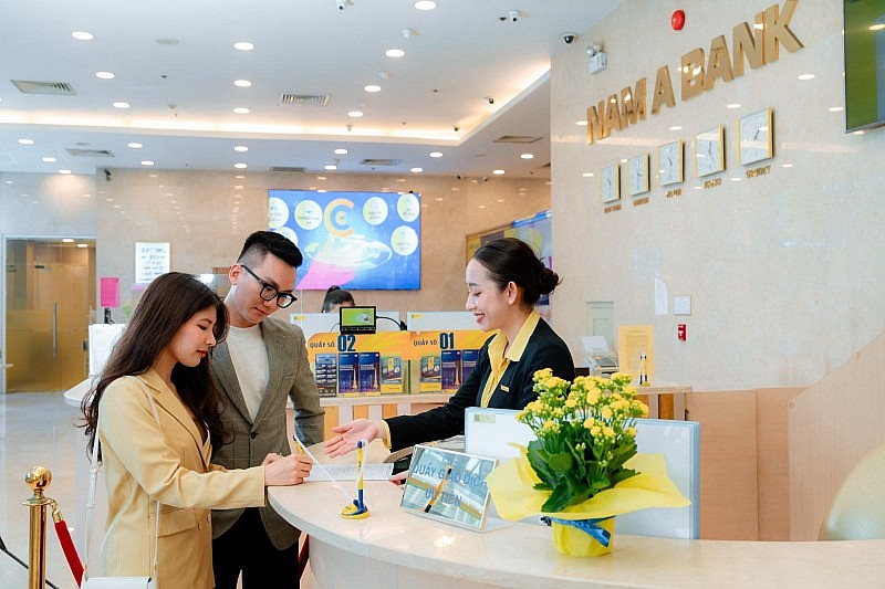 Nam A Bank phát hành xong gần 265 triệu cổ phiếu, vốn điều lệ vượt 13.000 tỷ đồng Nam A Bank phát hành xong gần 265 triệu cổ phiếu, vốn điều lệ vượt 13.000 tỷ đồng