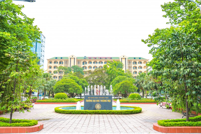 Điểm sàn xét tuyển Đại học Thương mại 2024 Điểm sàn xét tuyển Đại học Thương mại 2024