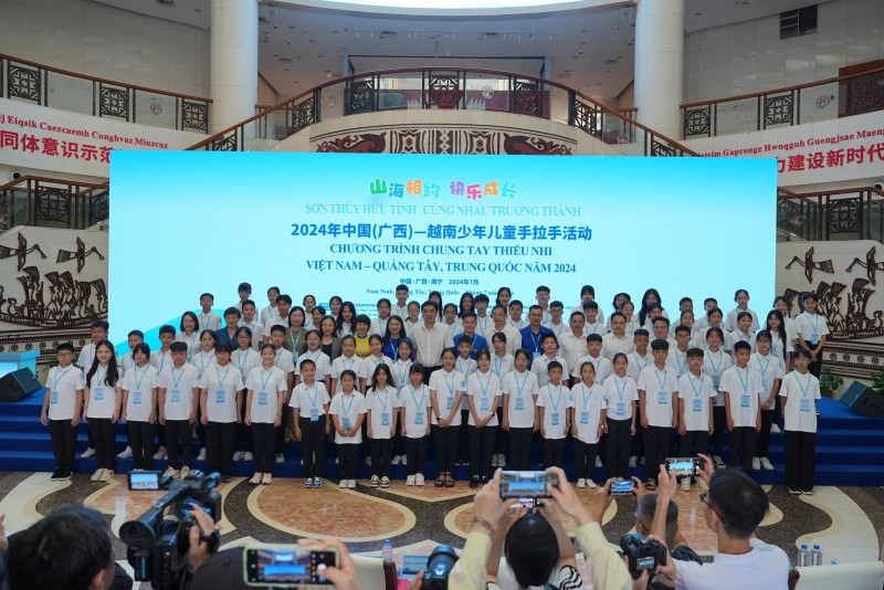 Khẳng định khát vọng hòa bình và độc lập Khẳng định khát vọng hòa bình và độc lập