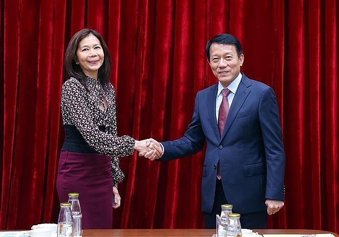 Minister of Public Security Sen. Lt. Gen. Luong Tam Quang (right) and UN Resident Coordinator in Vietnam Pauline Tamesis at their meeting in Hanoi on July 18 (Photo: VNA) Minister of Public Security Sen. Lt. Gen. Luong Tam Quang (right) and UN Resident Coordinator in Vietnam Pauline Tamesis at their meeting in Hanoi on July 18 (Photo: VNA)