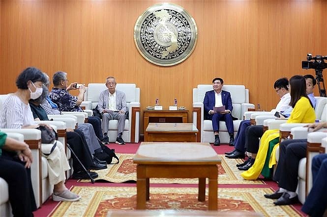 Secretary of the Dien Bien provincial Party Committee Tran Quoc Cuong receives a delegation of the Vietnam-Japan Friendship Association on July 18. (Photo: VNA) Secretary of the Dien Bien provincial Party Committee Tran Quoc Cuong receives a delegation of the Vietnam-Japan Friendship Association on July 18. (Photo: VNA)