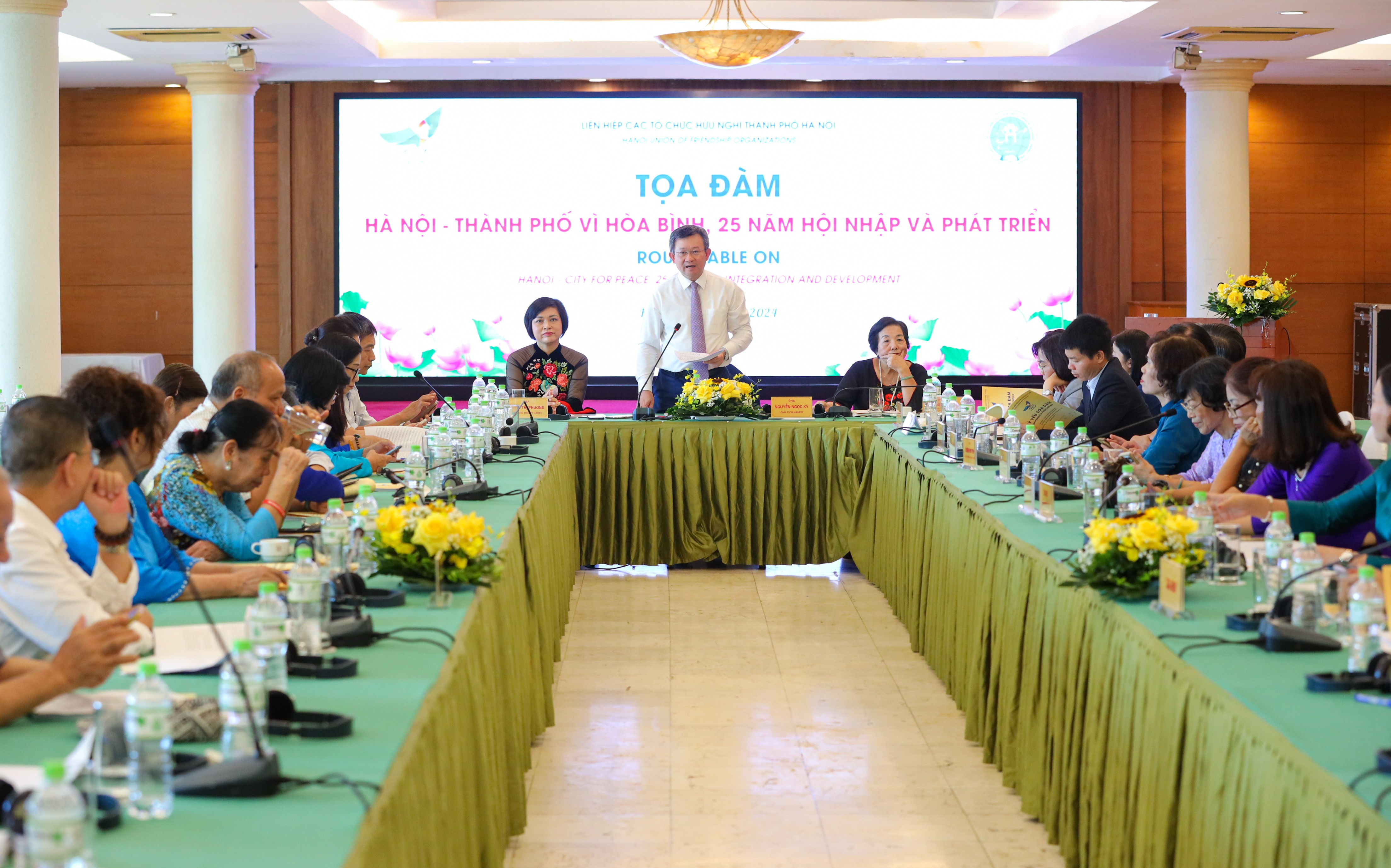 Hà Nội truyền cảm hứng cho các thành phố khác trên thế giới theo đuổi con đường hòa bình và phát triển Hà Nội truyền cảm hứng cho các thành phố khác trên thế giới theo đuổi con đường hòa bình và phát triển