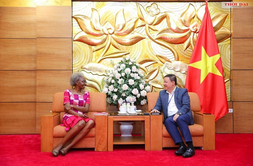 Viet Nam Union of Friendship Organizations, ActionAid Boost Cooperation in Development Viet Nam Union of Friendship Organizations, ActionAid Boost Cooperation in Development