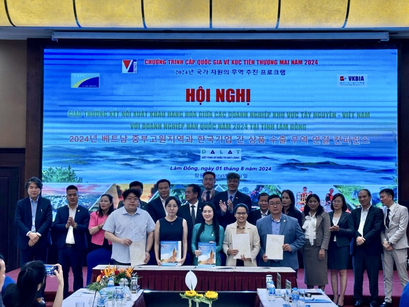 Ký kết 42 biên bản ghi nhớ hợp tác giữa doanh nghiệp Hàn - Việt Ký kết 42 biên bản ghi nhớ hợp tác giữa doanh nghiệp Hàn - Việt